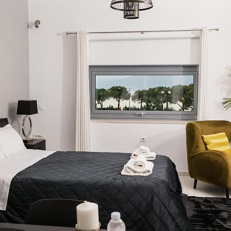 Byron Luxury Apartments Aegium Buitenkant foto