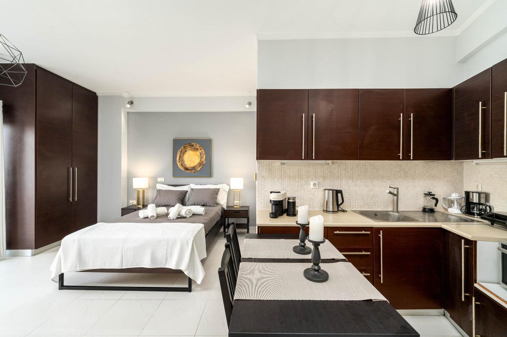 Byron Luxury Apartments Aegium Buitenkant foto