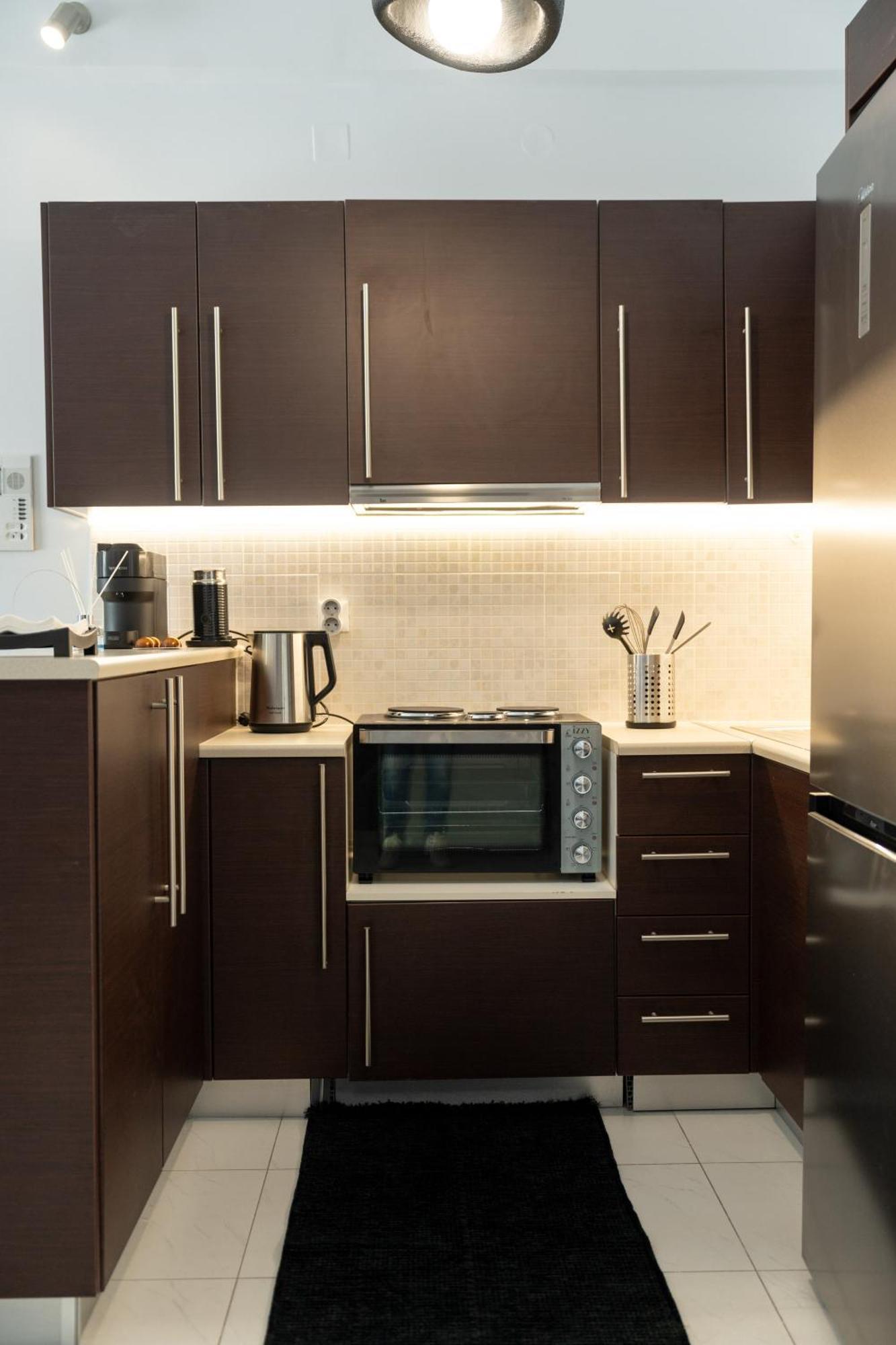 Byron Luxury Apartments Aegium Buitenkant foto