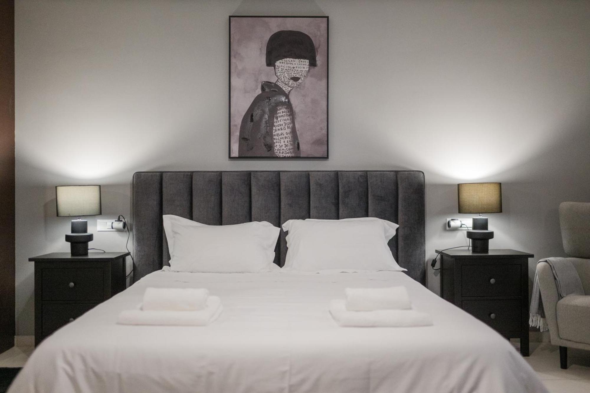 Byron Luxury Apartments Aegium Buitenkant foto
