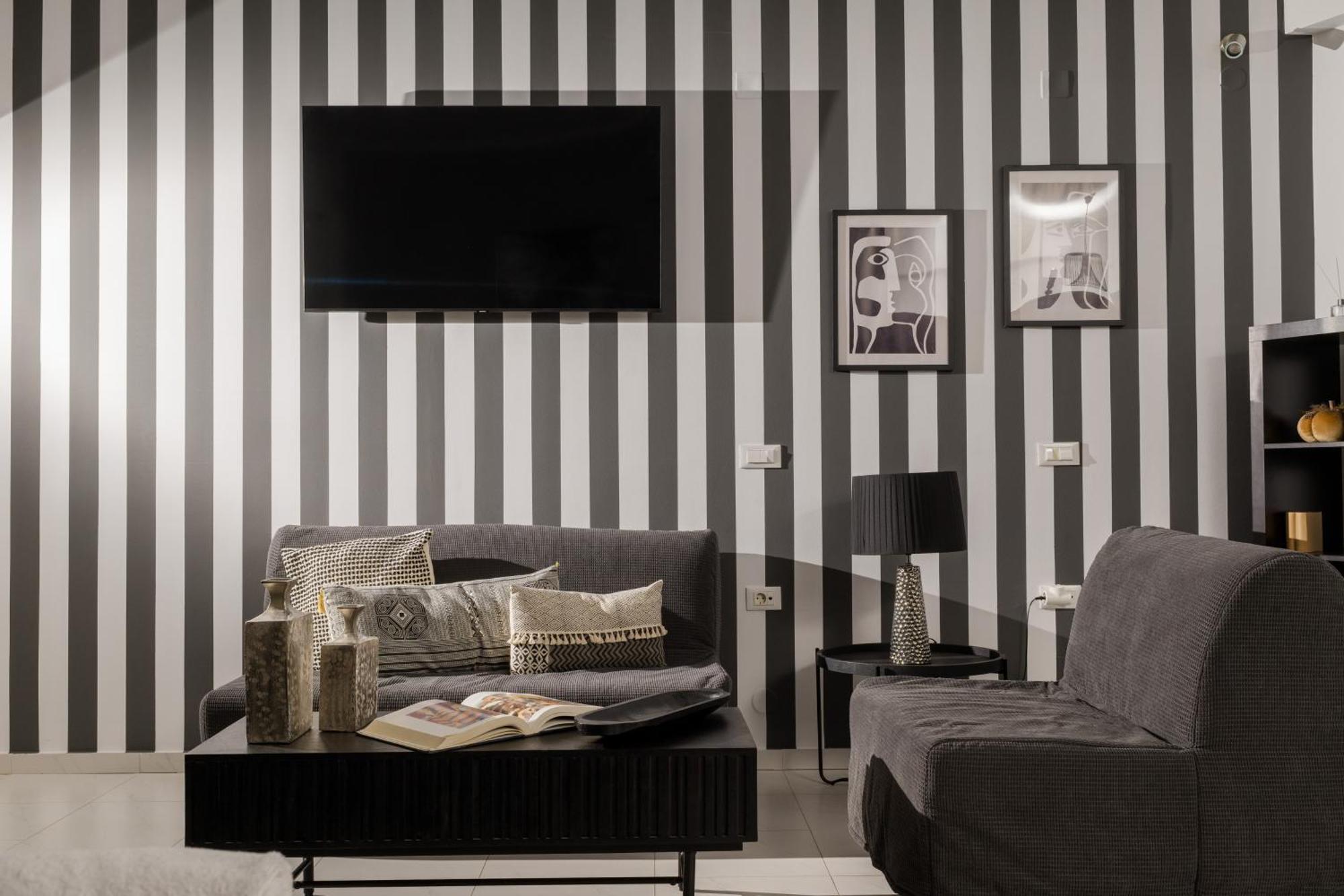 Byron Luxury Apartments Aegium Buitenkant foto